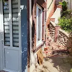 Les Terrasses De Puys