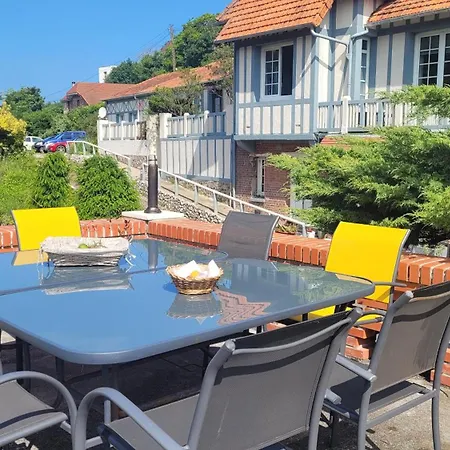 Les Terrasses De Puys Apartment