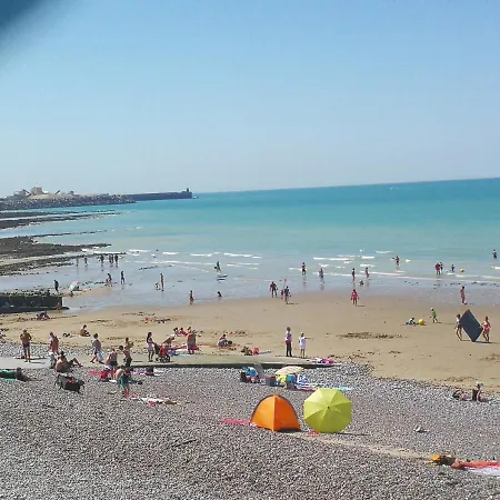 Les Terrasses De Puys Apartman *