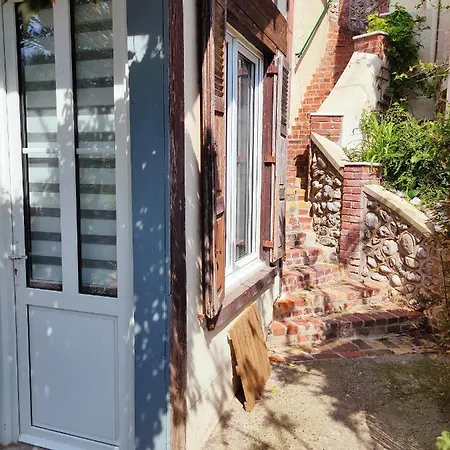 Les Terrasses De Puys