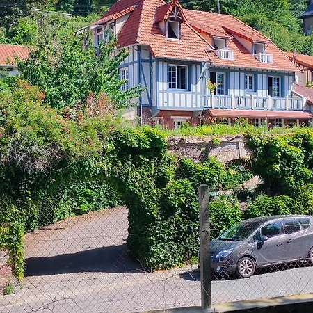 Les Terrasses De Puys Apartman *
